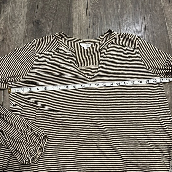 Lucky Brand Women's Long Sleeved Peasant  Top V Neck Elastic @ Cuffs FLAW XL - Picture 4 of 9